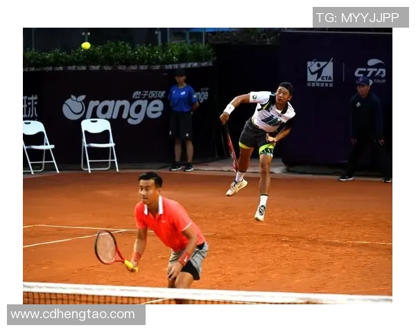 北京网球队以97分稳居城市联赛积分榜首位,其他球队紧随其后争夺荣誉 北京网球队以97分稳居城市联赛积分榜首位,其他球队紧随其后争夺荣誉