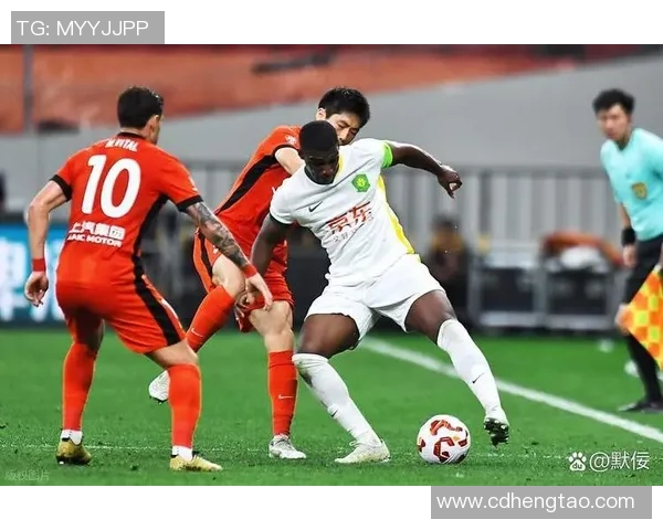 北京国安主场迎战上海申花争夺中超积分榜关键战役