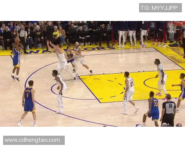 勇士与雄鹿激战回顾2016年12月13日精彩瞬间与赛后分析 勇士与雄鹿激战回顾2016年12月13日精彩瞬间与赛后分析