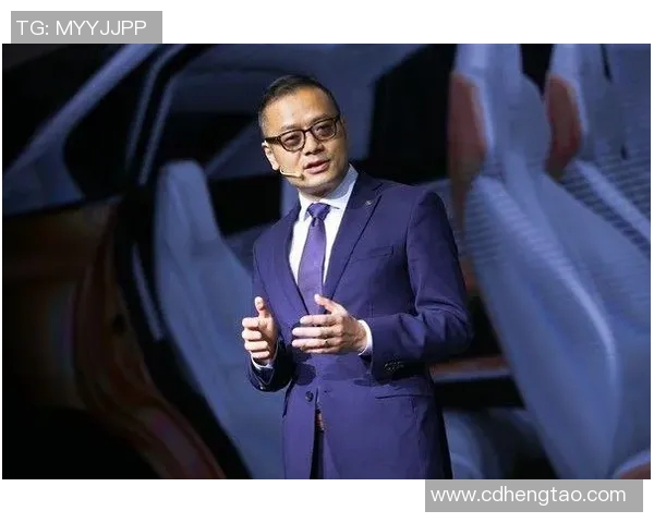 张帆的成长之路：从普通青年到行业领军人物的奋斗历程与启示