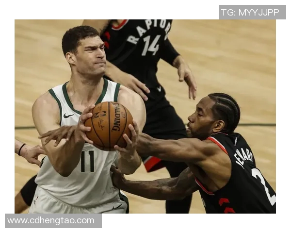 雄鹿与猛龙激战东部决赛精彩回顾及赛况分析尽在CNTV