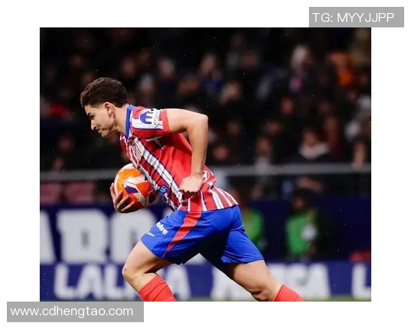 马竞与摩纳哥激战正酣比分悬念迭起引人关注