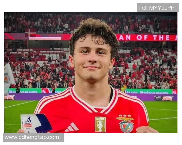 若昂内维斯：从新星崛起到足球舞台的闪耀之路