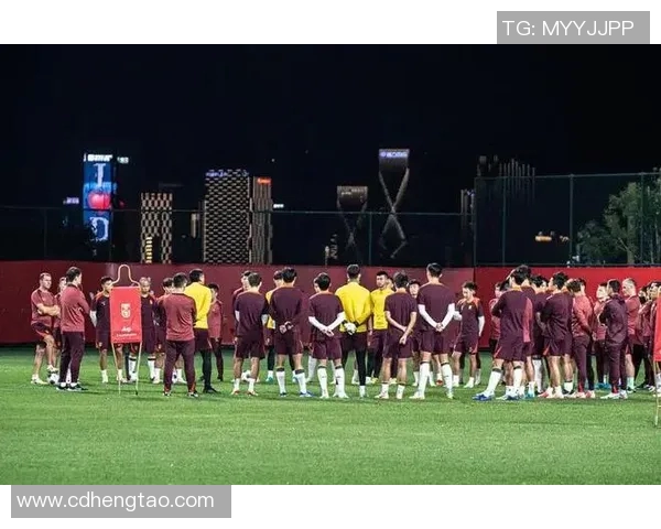 阿斯塔纳与祖玛拿斯的精彩对决揭示了足球战术的魅力与团队协作的重要性