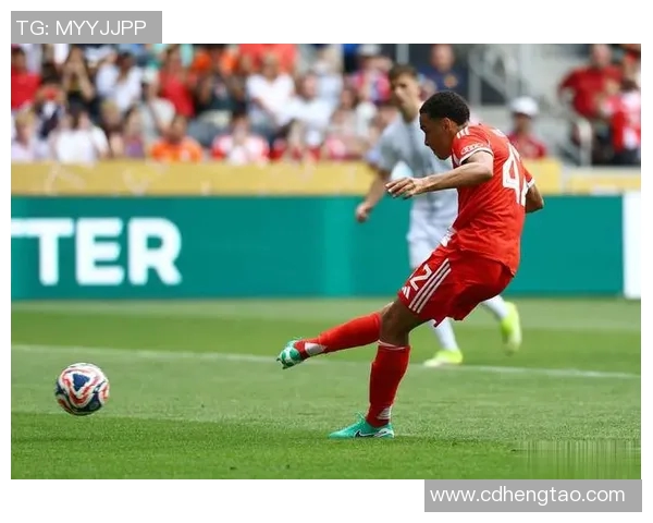 基米希的足球之路：从少年天才到世界顶级中场的蜕变与成就