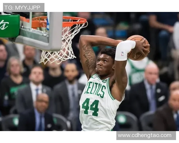 罗伯特威廉姆斯三世的篮球之路与未来展望解析