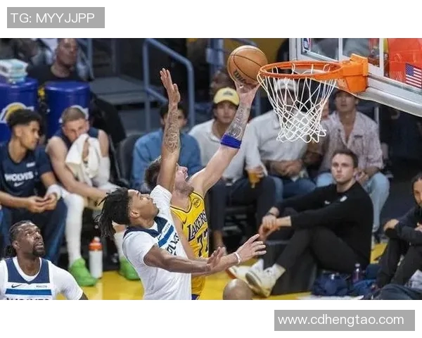 2017年湖人对决精彩回顾与赛季亮点分析