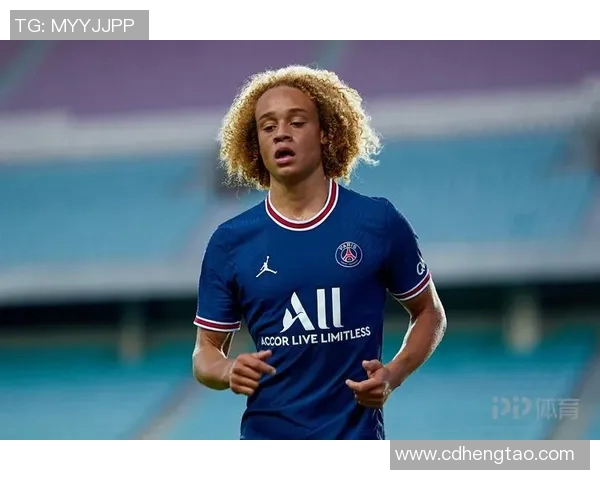 哈维西蒙斯:新星崛起,足球场上的未来之星与传奇之路