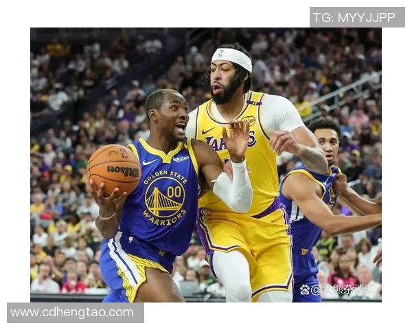 湖人勇士激战首场较量精彩回顾与赛后分析 湖人勇士激战首场较量精彩回顾与赛后分析